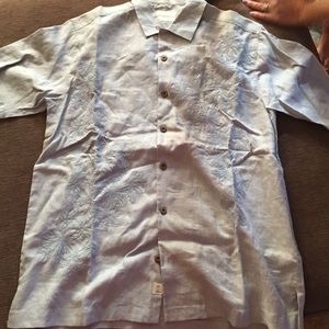 Tommy Bahama size medium button up