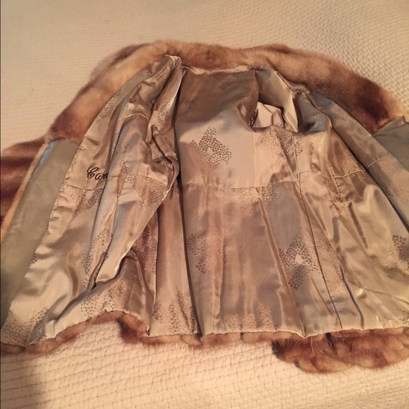 $4000Vintage designer nutria fur coat with leather - Picture 3 of 4