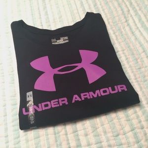 🔴 SOLD 🔴 Under Armor Gym Shirt