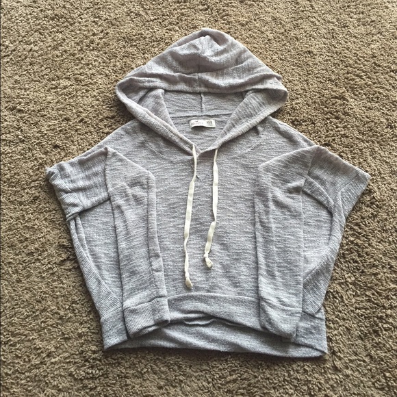 Long Sleeve Crop Hoodie - Picture 3 of 3