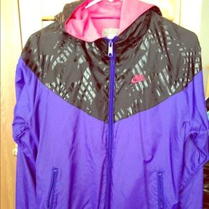 Nike Women's Vintage Wind runner Jacket