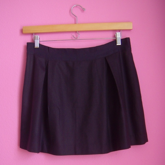 🚫SOLD IN BUNDLE🚫Dark navy circle skirt - Picture 3 of 3