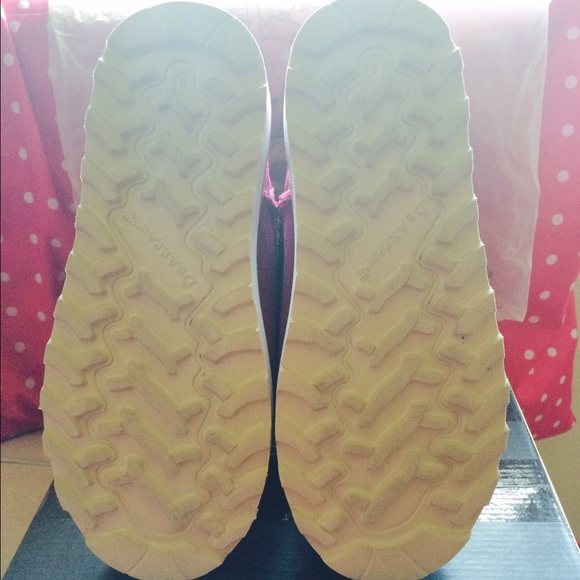 SOLD ❌⚠️ BearPaw Boots 👢 - Picture 3 of 4