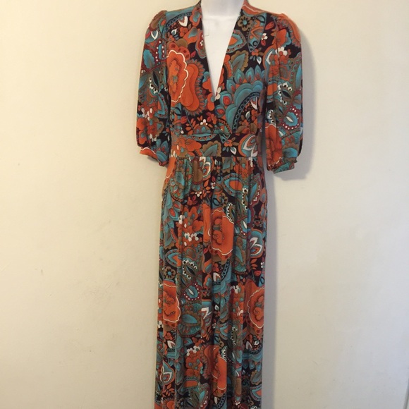 1970's floor length gown! 🐞 - Picture 1 of 4