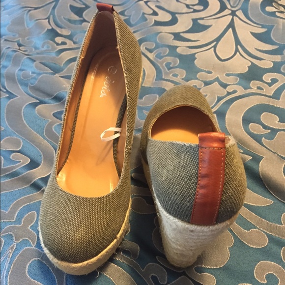 Wedges - Picture 2 of 2
