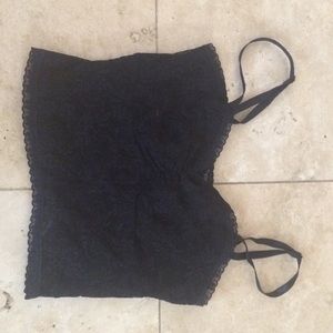 Spaghetti strap belly shirt