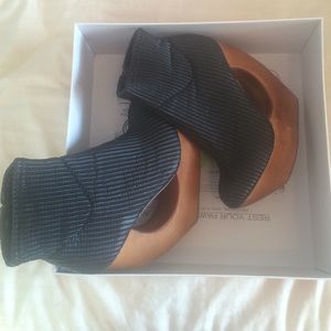 Jeffrey Campbell Rockaway-S