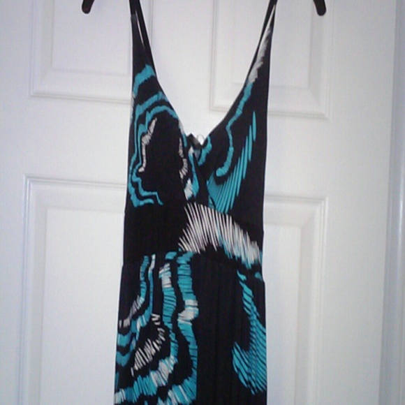 Sundress - Picture 2 of 4