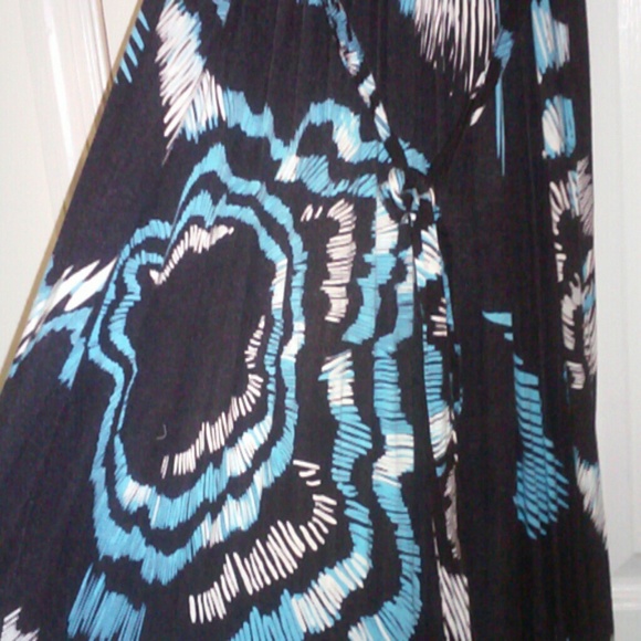 Sundress - Picture 4 of 4