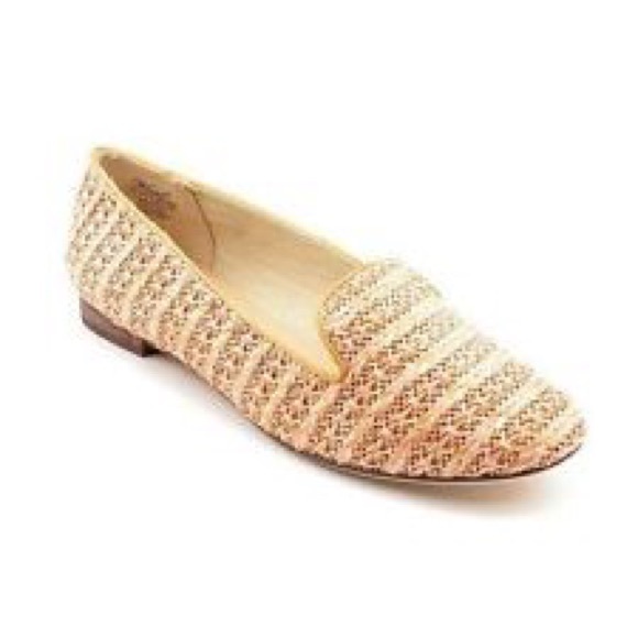 Wanted Mexicali slip-ons in natural.