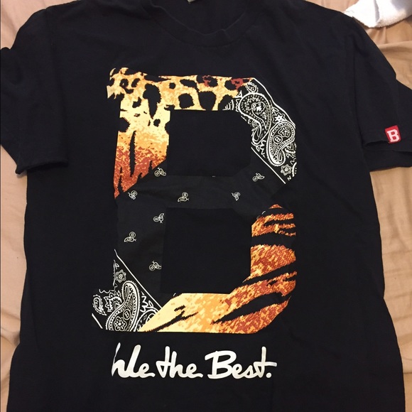 Black t shirt