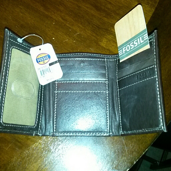 2 Fossil wallets brown - Picture 2 of 3