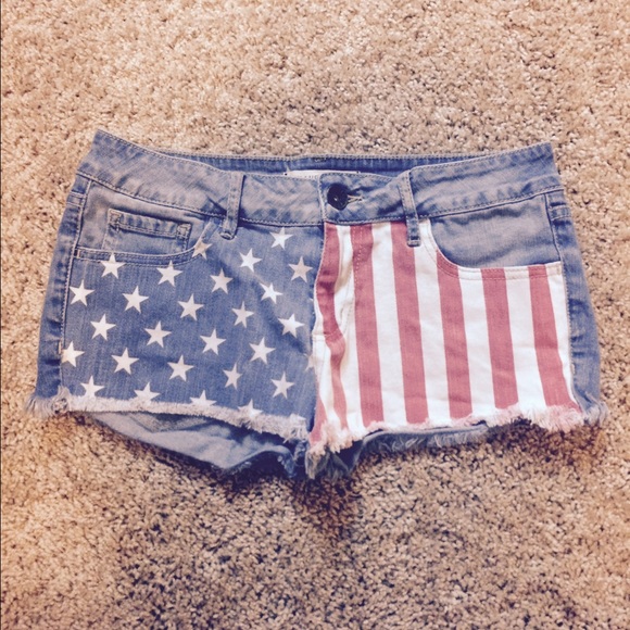 Bullhead American Flag Jean Shorts