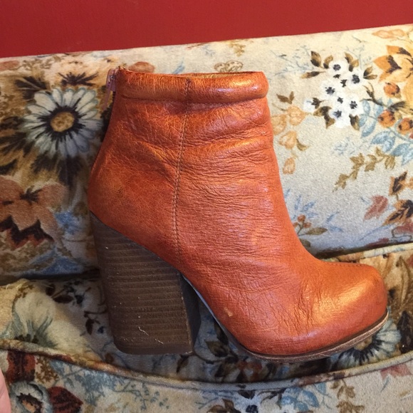Jeffrey Campbell Rumble Boots size 5