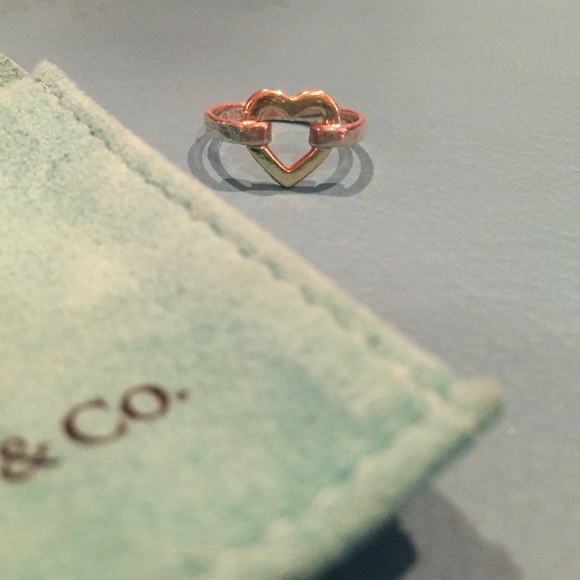 Rare Tiffany 18k Gold heart ring