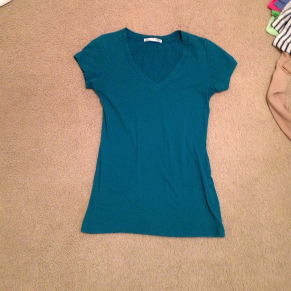 Dark turquoise v-neck