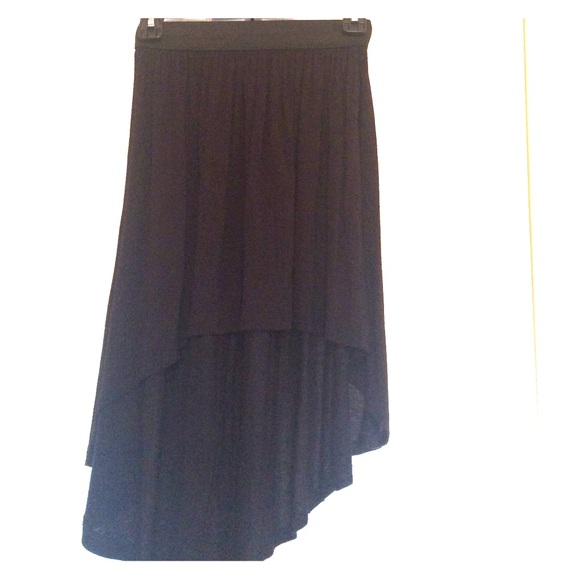 Forever 21 Black Mullet Skirt Size Small