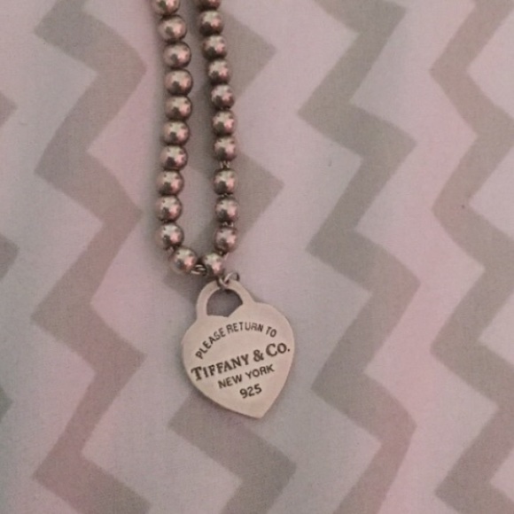 Please return to Tiffany and co necklace - Picture 1 of 3