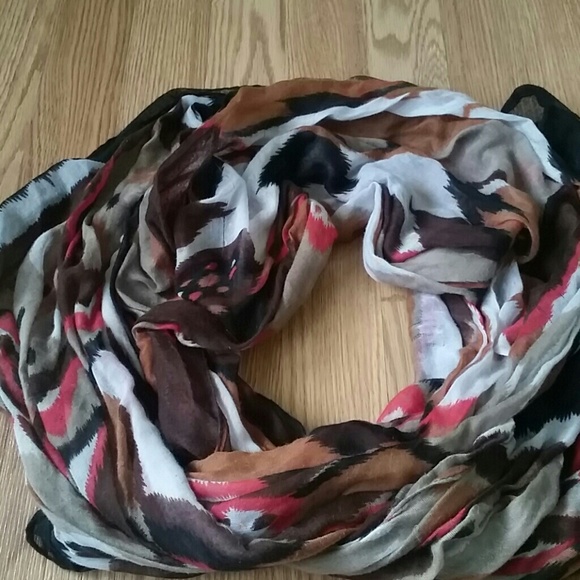 Scarf - Picture 3 of 3