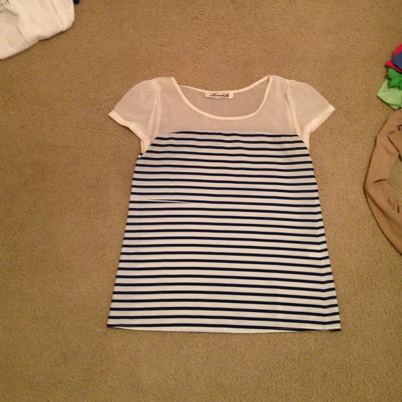 Short sleeve shirt
