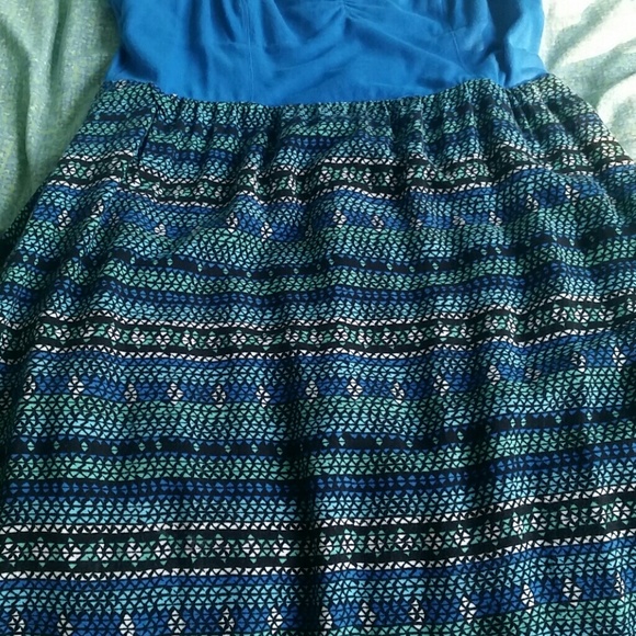 Dress - Picture 3 of 3