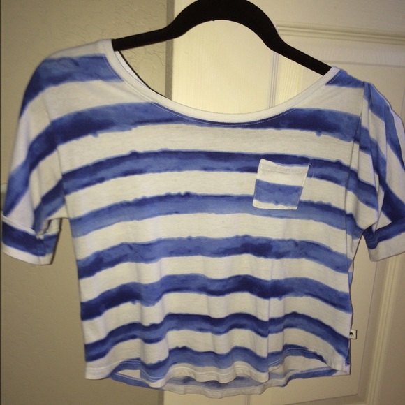 Abercrombie & Fitch t- shirt
