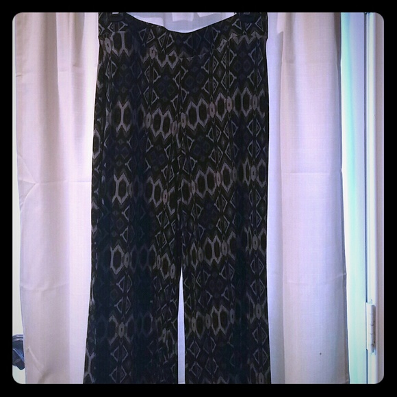 Mossimo black and grey pants