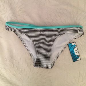 Bikini bottoms