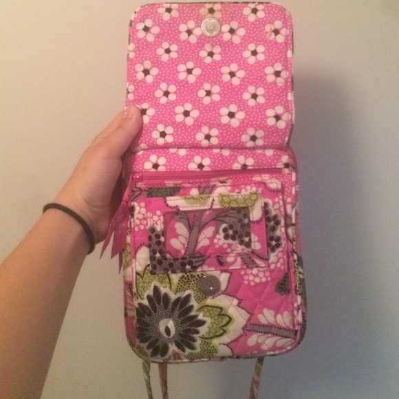 small Vera Bradley crossbody - Picture 3 of 4