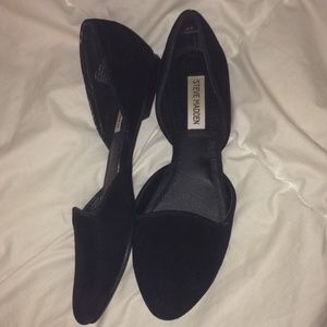 Steve Madden black suede flats