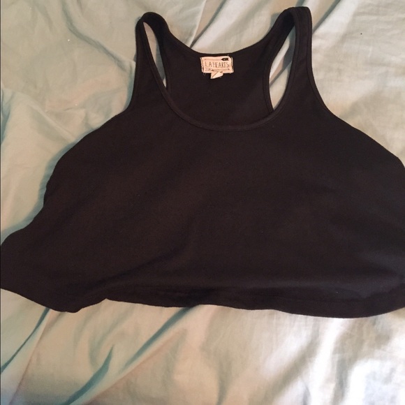 black loose crop top