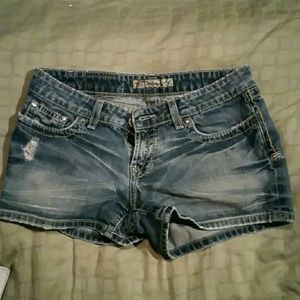 BKE Sabrina shorts