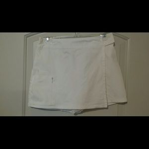 Express White Skorts 1/2