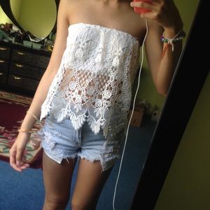 LACE TUBE TOP