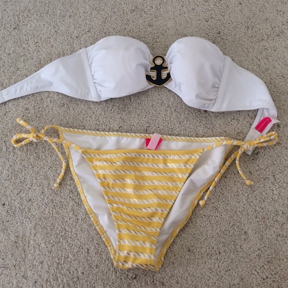 Victoria's Secret bikini