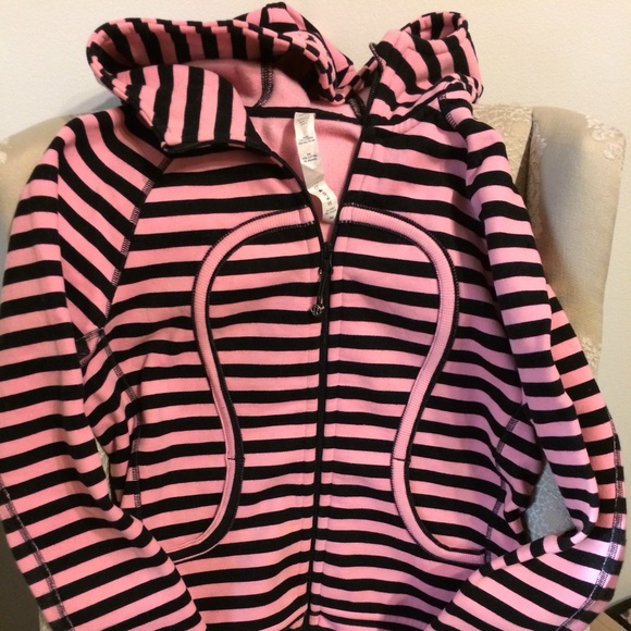 lululemon athletica Jackets & Blazers - Rare Lululemon Scuba Hoodie!