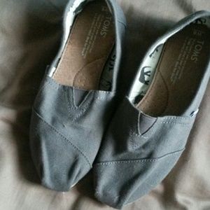 Gray TOMS