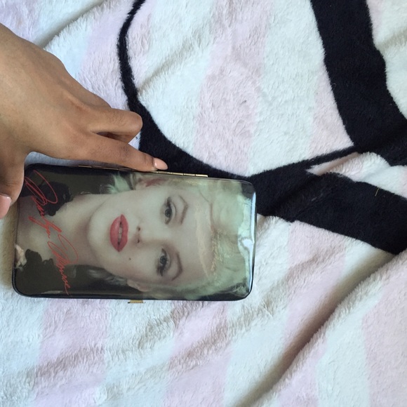 Marilyn monroe wallet 🏮❤️