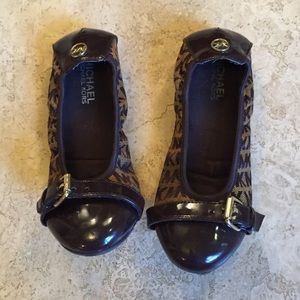 Girls Michael Kors Flats
