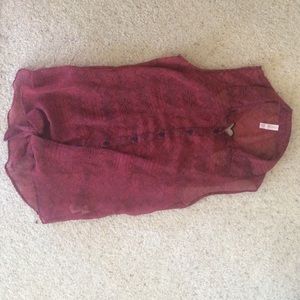 Sleeveless top with heart cut-out back