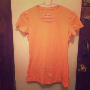 Under Armour heatgear workout shirt