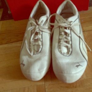 White Pumas size 8