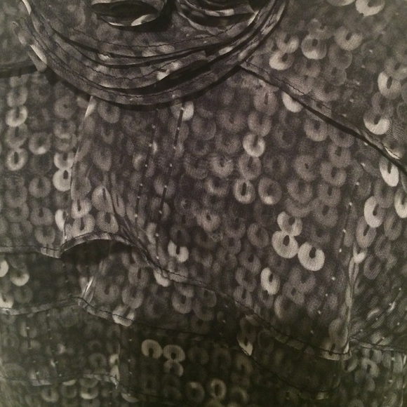 Sequin Print Ruffle Halter - Picture 2 of 3