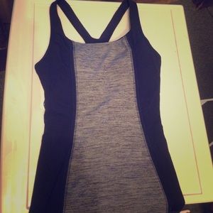 Lululemon fitted tank