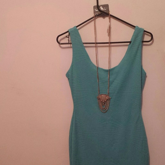 Gold Necklace - Picture 3 of 4