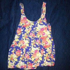 Blue floral tank