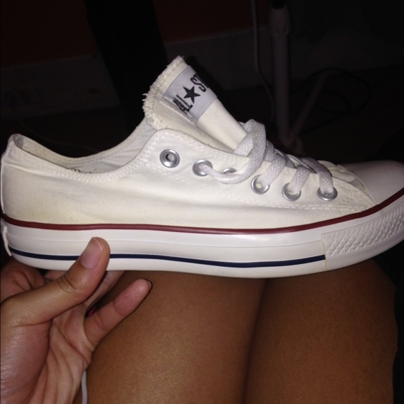 Converse - Picture 2 of 2