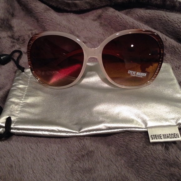 Steve Madden Accessories - Steve Madden White/Wood Print Oversize Sunglasses