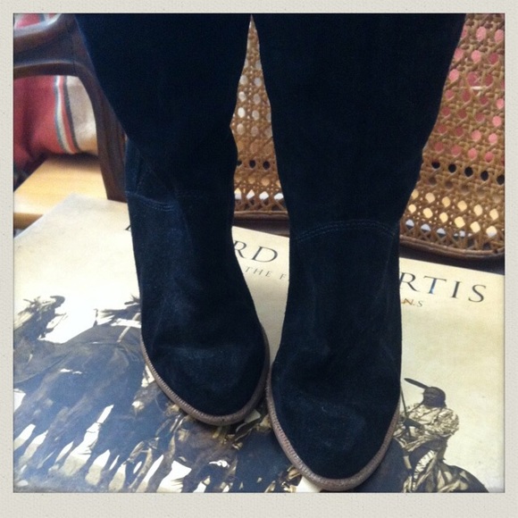 Vintage 70’s Black Suede Boots - Picture 3 of 4