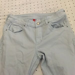 H&M divided light wash jeans
